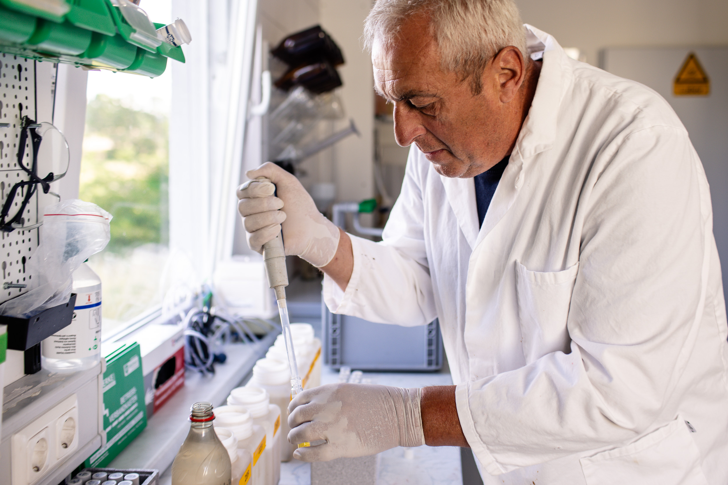 Analyse der Abwasserprobe in der utp